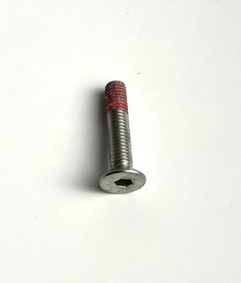 Skrue- täckbricka 840-4
